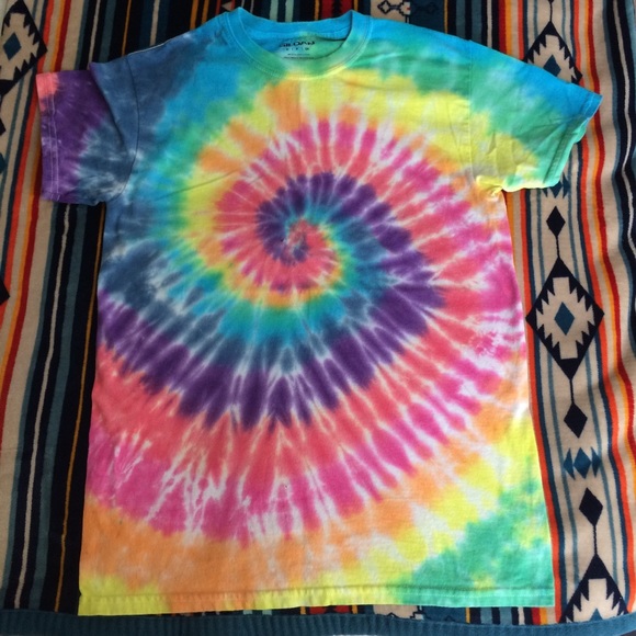 FREE w/purchase Homemade tie-dye - Picture 2 of 3